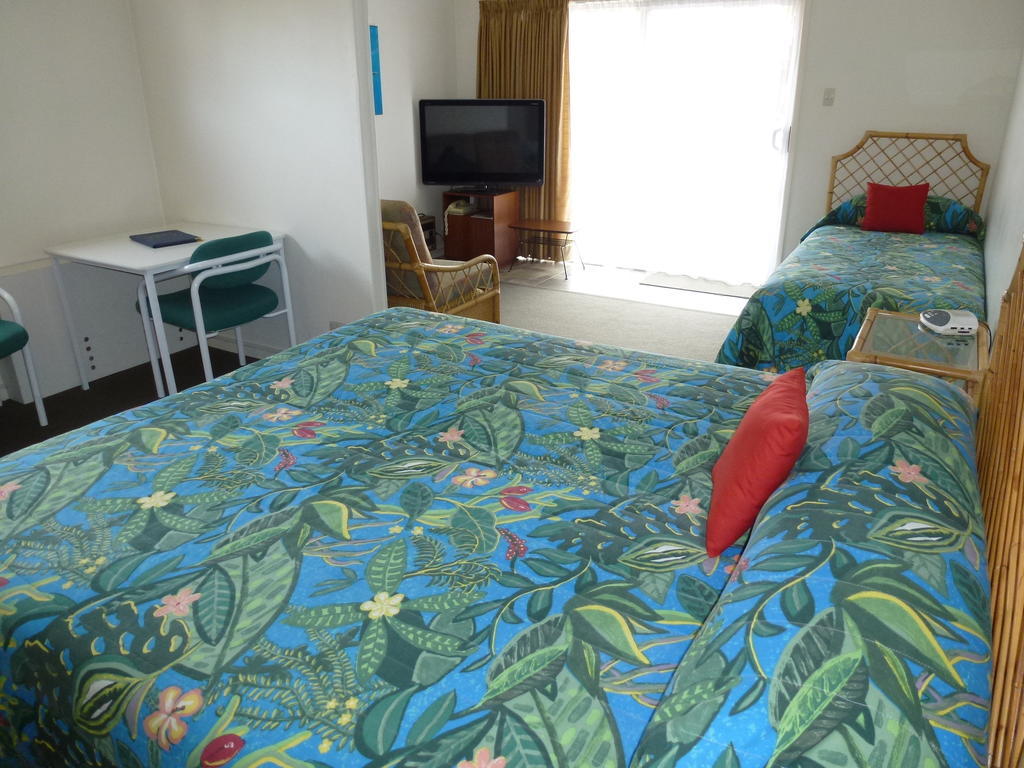 Mana-Nui Motel Whitianga Phòng bức ảnh