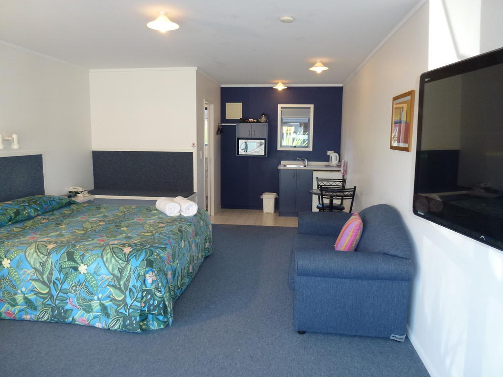 Mana-Nui Motel Whitianga Phòng bức ảnh