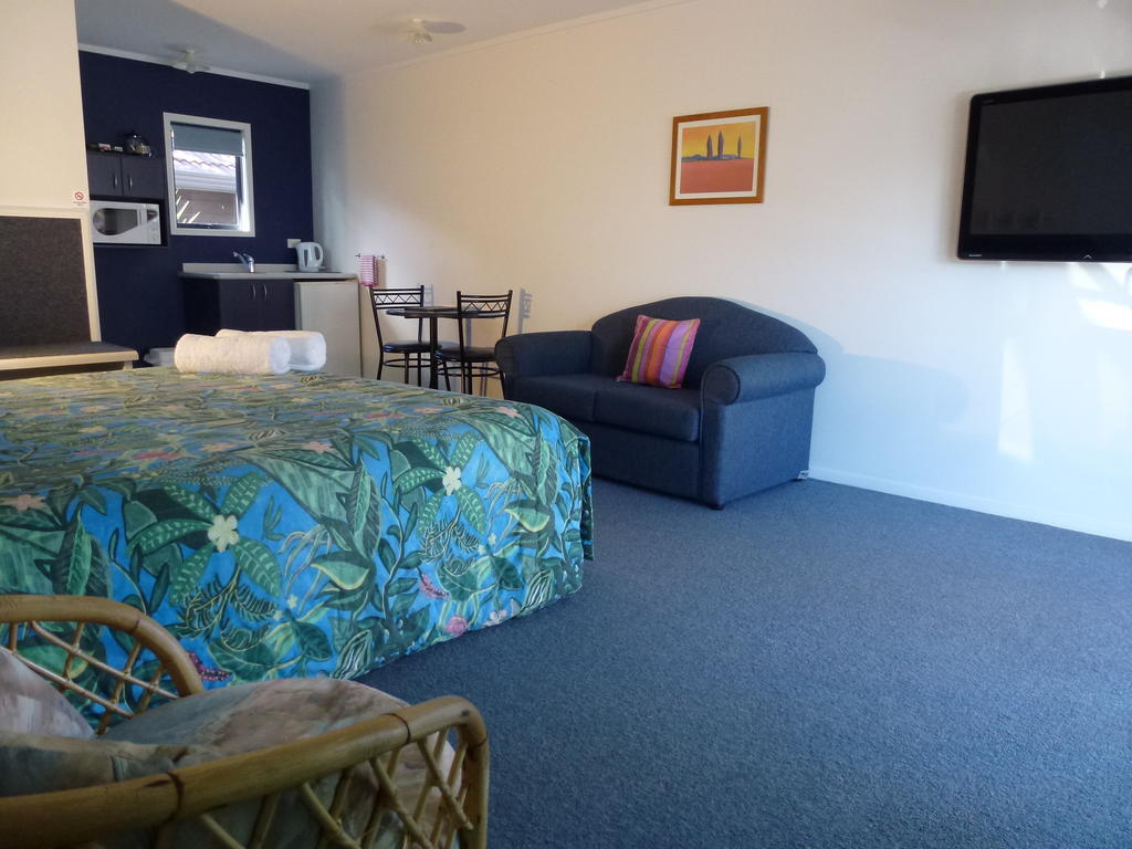 Mana-Nui Motel Whitianga Phòng bức ảnh